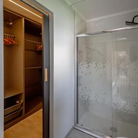 Family Friendly Oasis With Private Pool