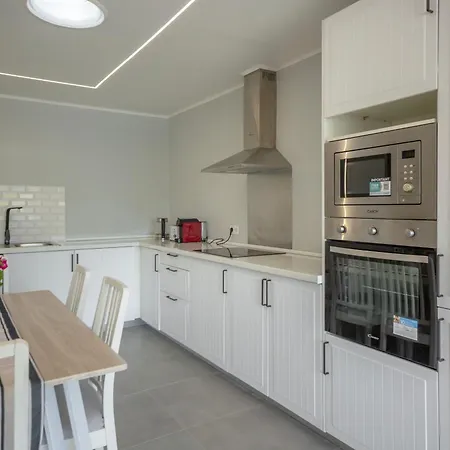 Family Friendly Oasis With Private Pool Villa