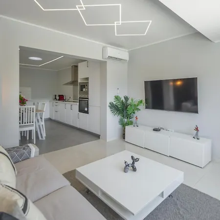 Family Friendly Oasis With Private Pool Willa Alvor