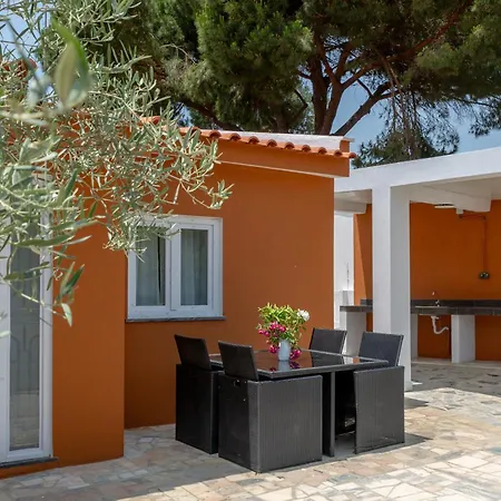 Villa Family Friendly Oasis With Private Pool Alvor