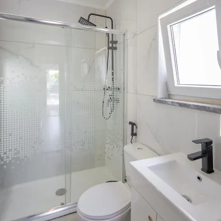 Villa Family Friendly Oasis With Private Pool *
