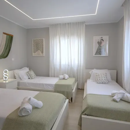 Family Friendly Oasis With Private Pool