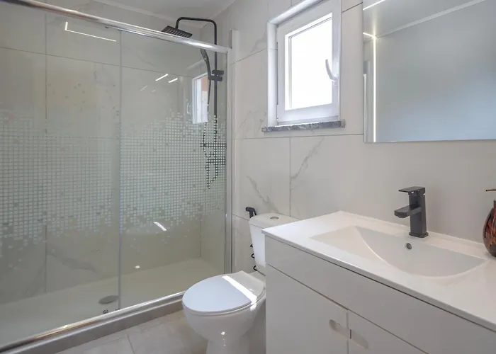 Family Friendly Oasis With Private Pool * ألفور