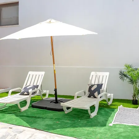 Villa Family Friendly Oasis With Private Pool