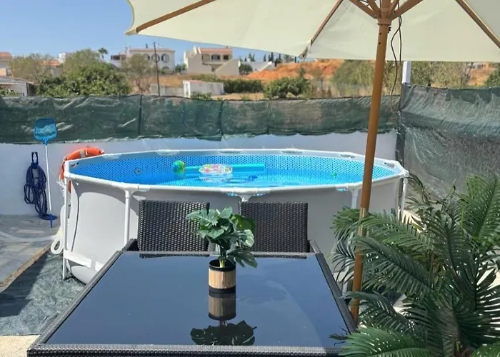 Family Friendly Oasis With Private Pool *